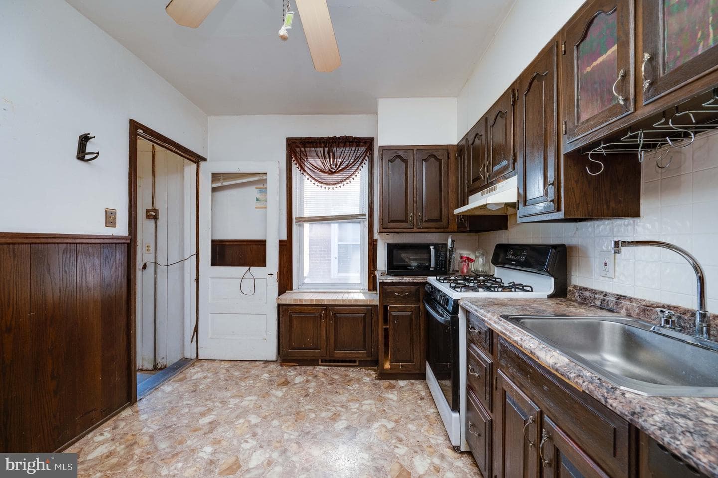 1628 Locust Street photo 11