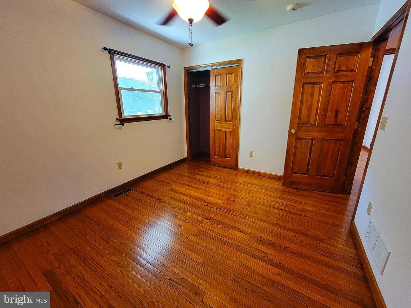 1018 Crestview Avenue photo 14