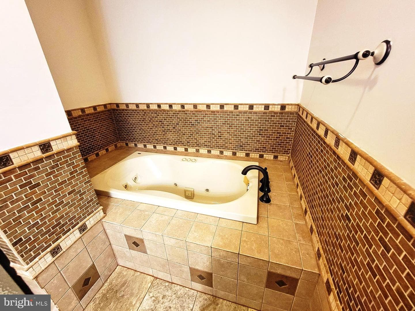 1018 Crestview Avenue photo 25