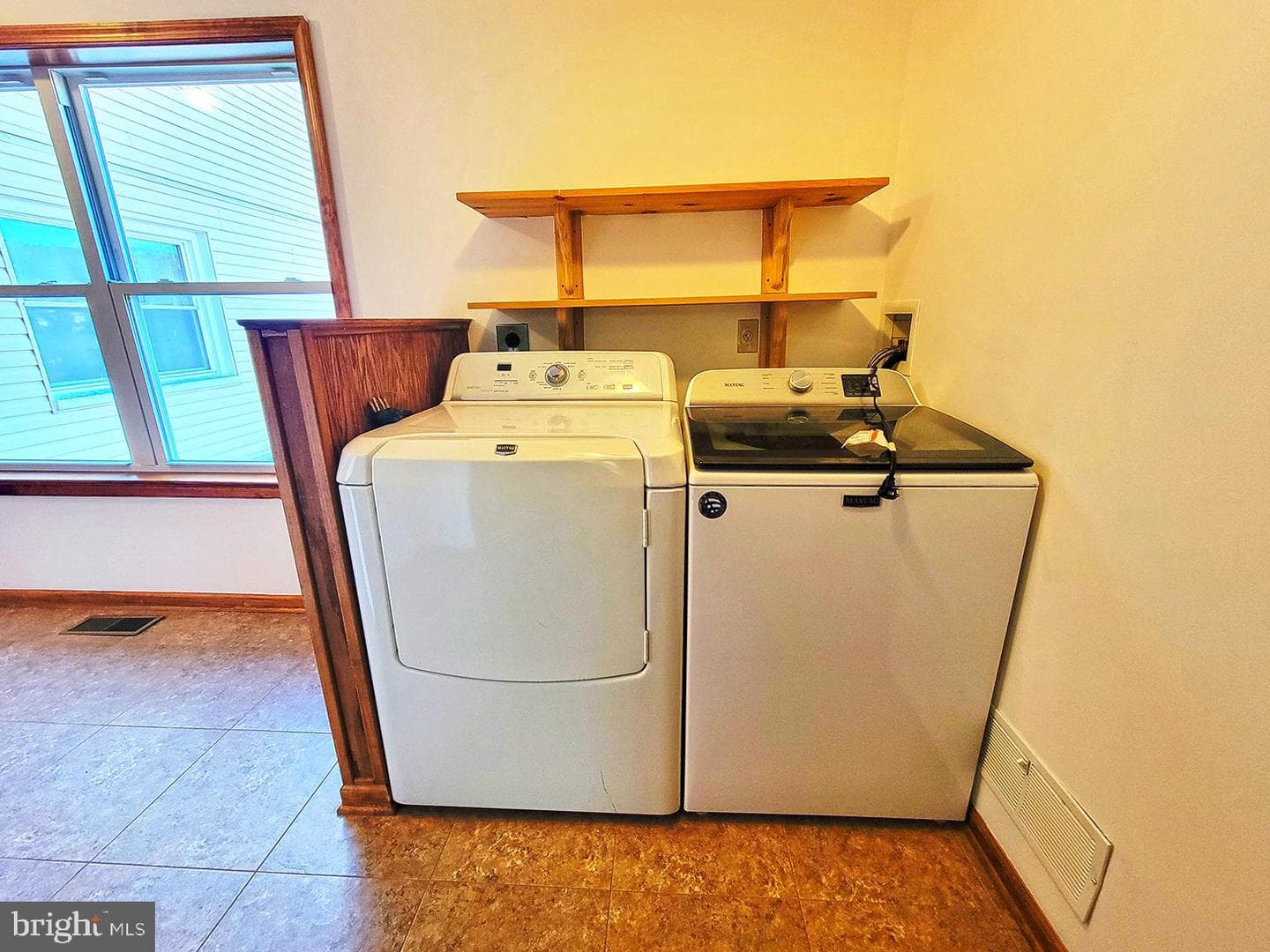 1018 Crestview Avenue photo 32
