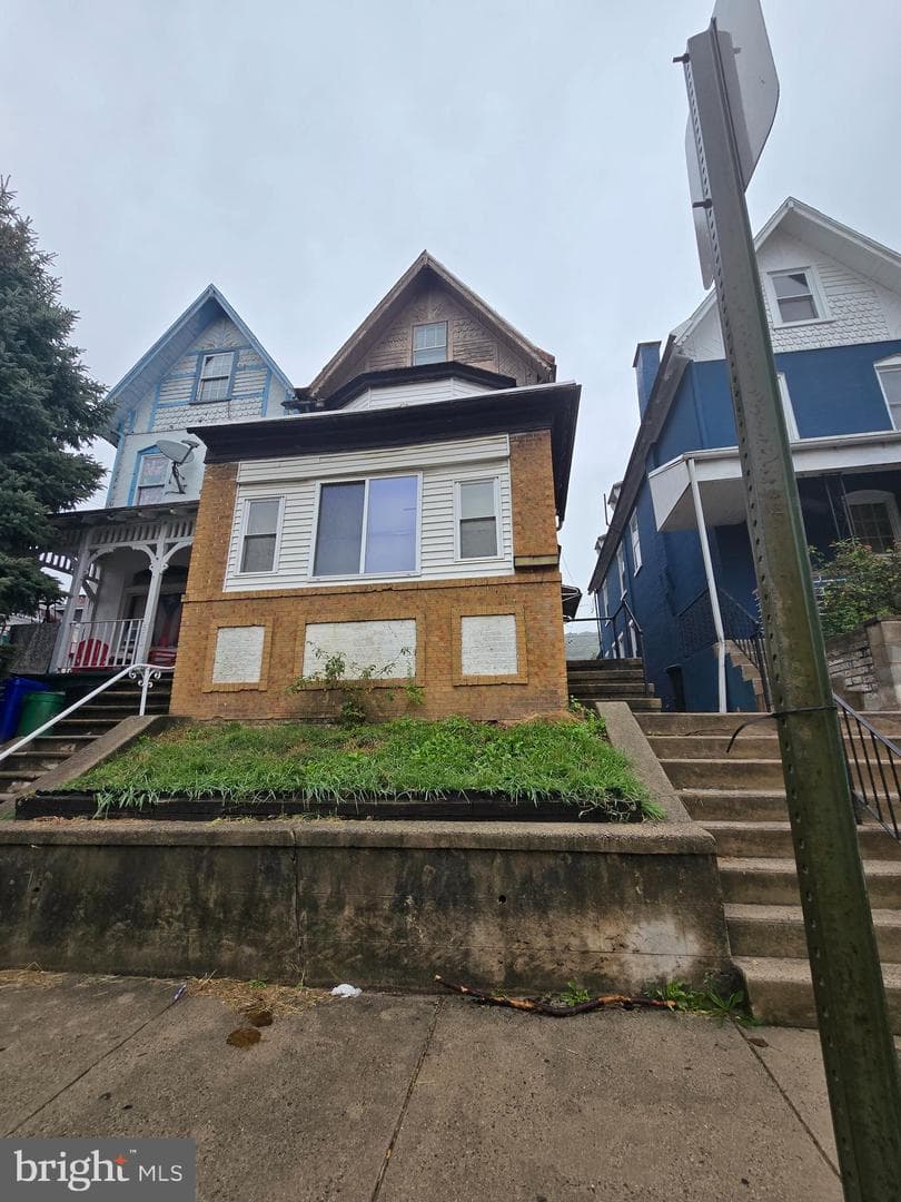 551 N 11th Street