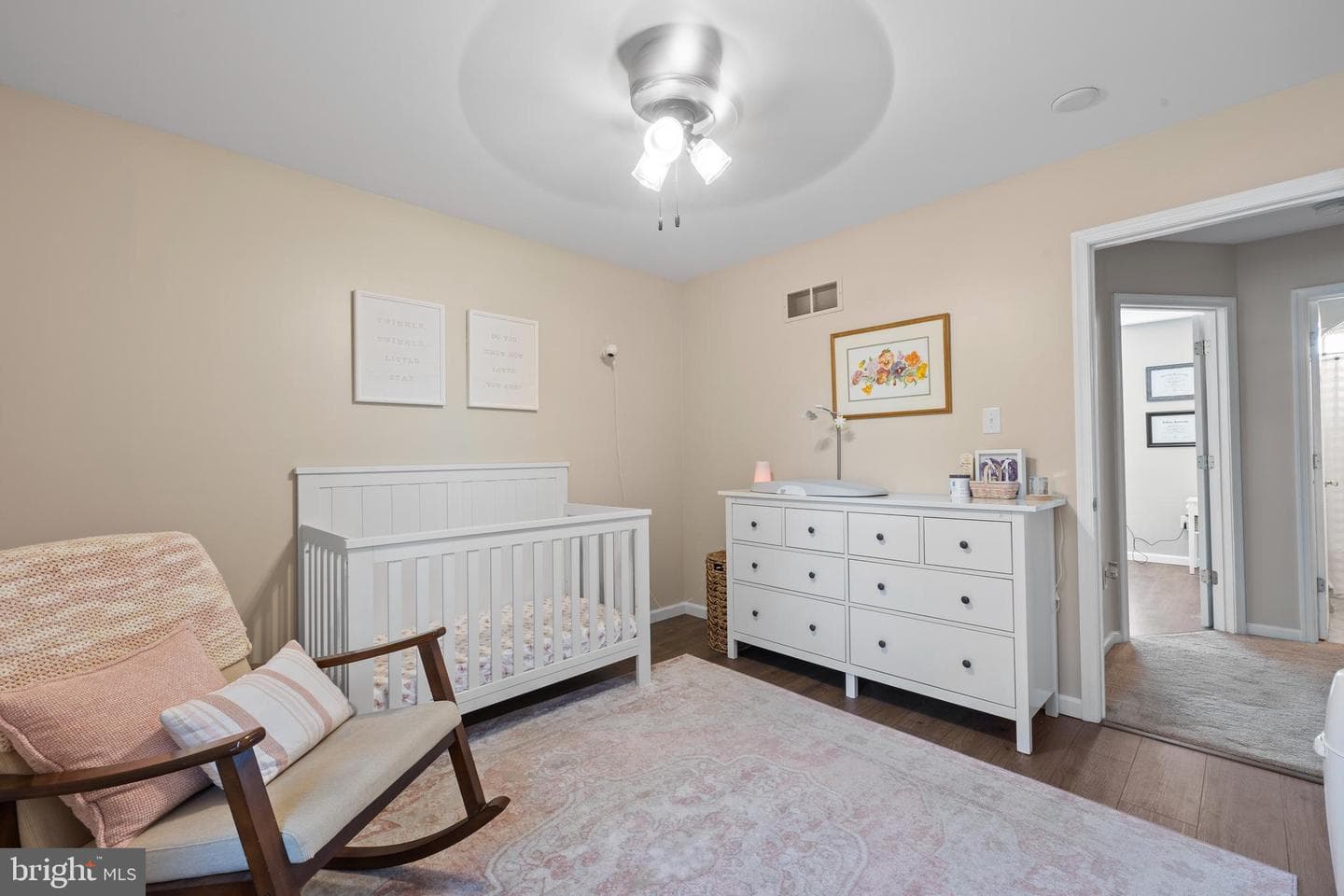 38 Laura Drive photo 17