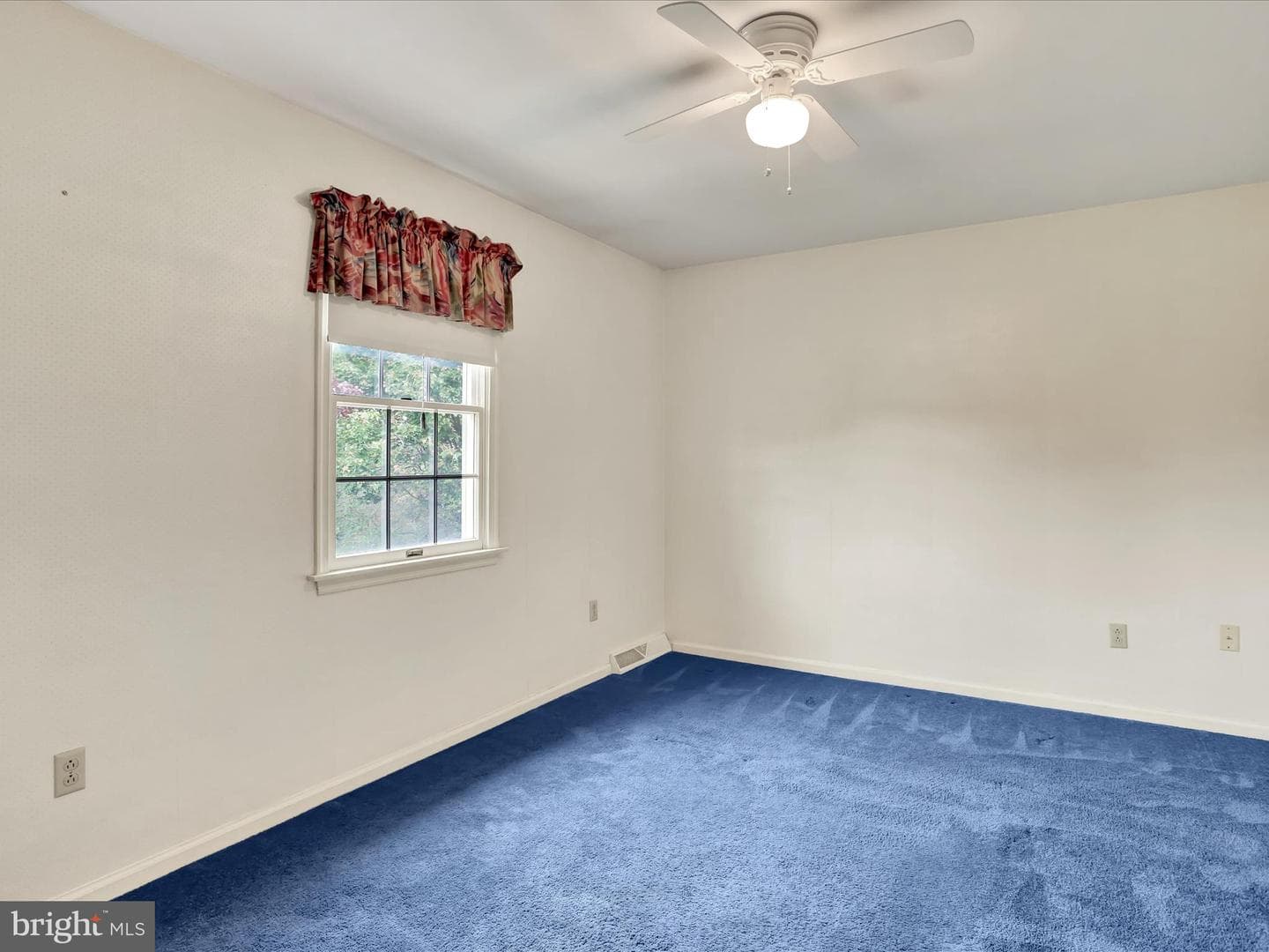 833 Pine Heights Road photo 29
