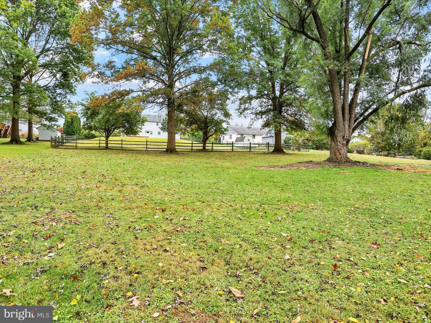 833 Pine Heights Road photo 45