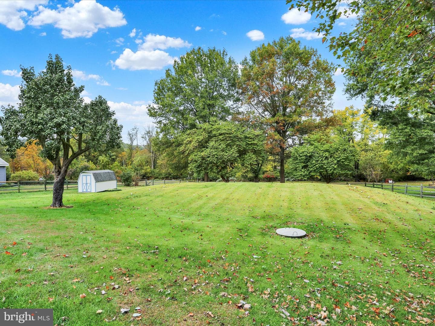 833 Pine Heights Road photo 49