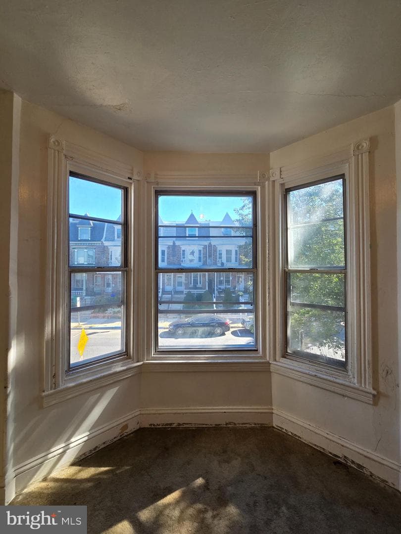 1342 N 11th Street photo 11