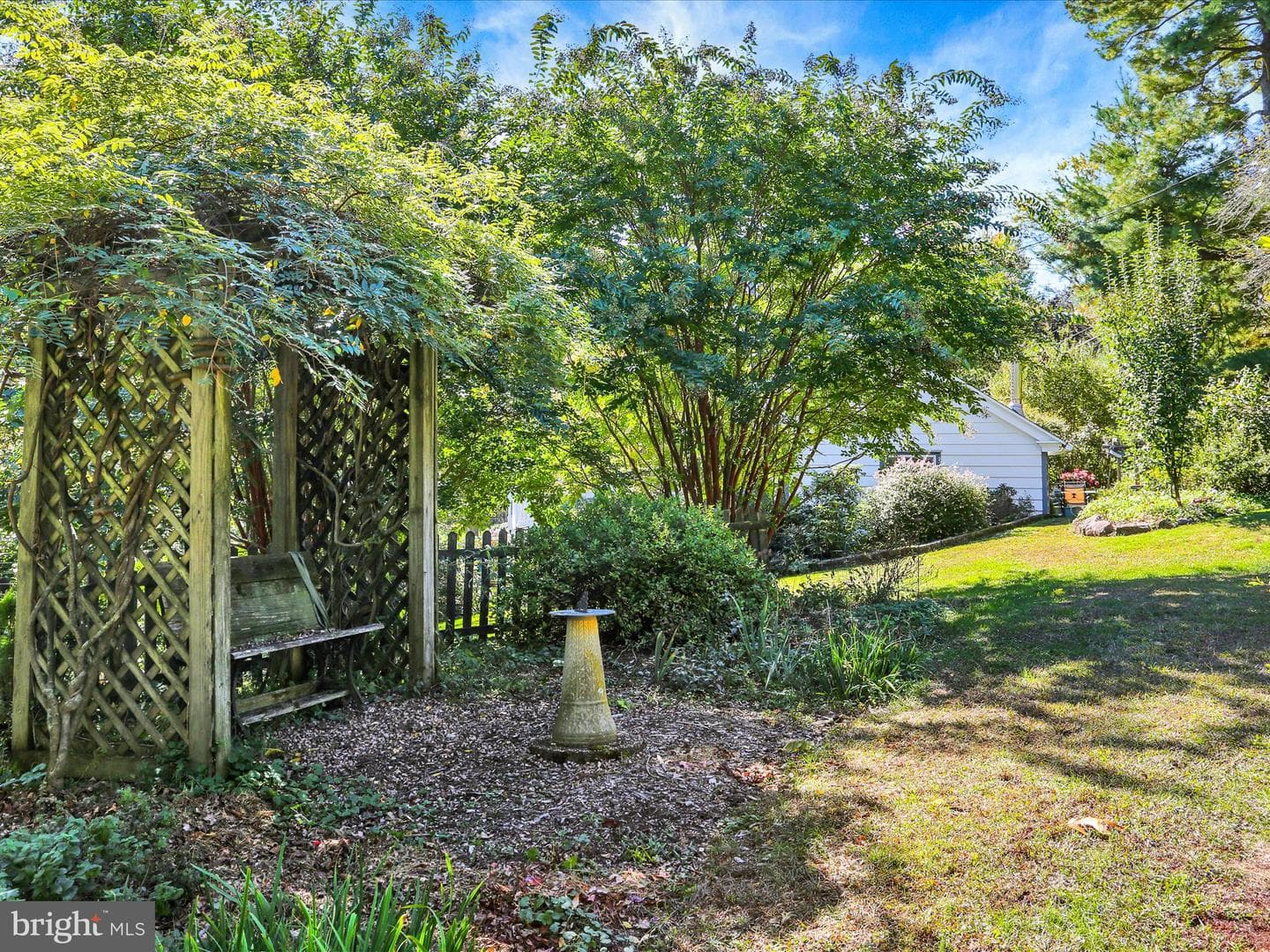 31 Imperial Drive photo 40