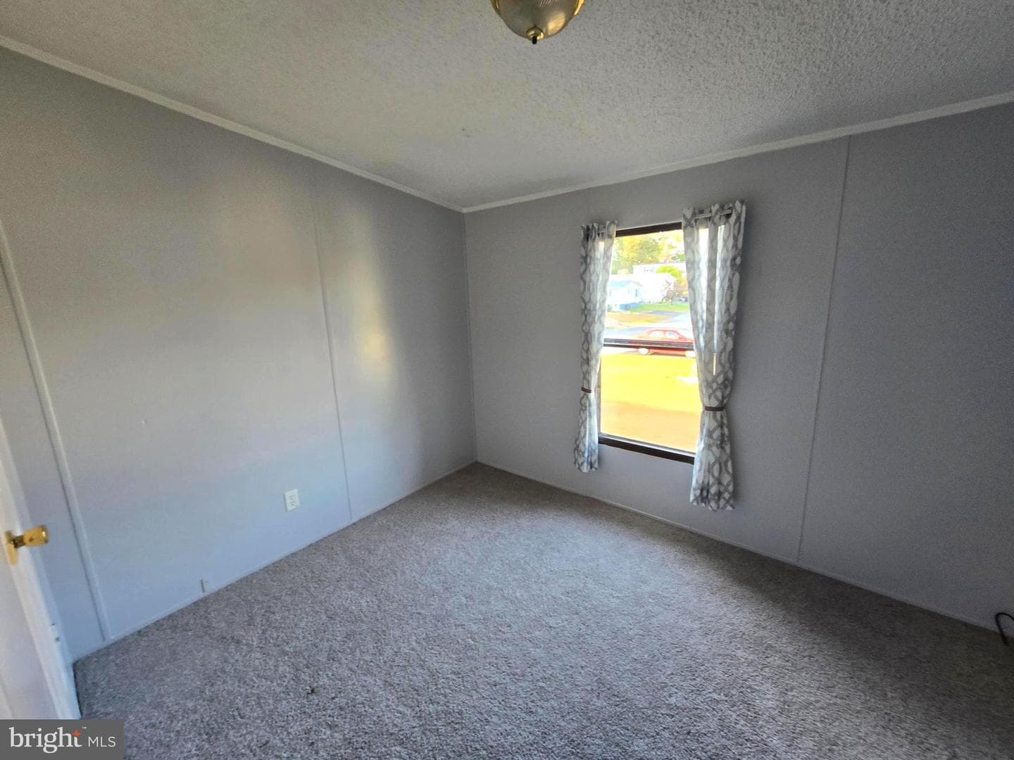 211 Merry Street photo 14