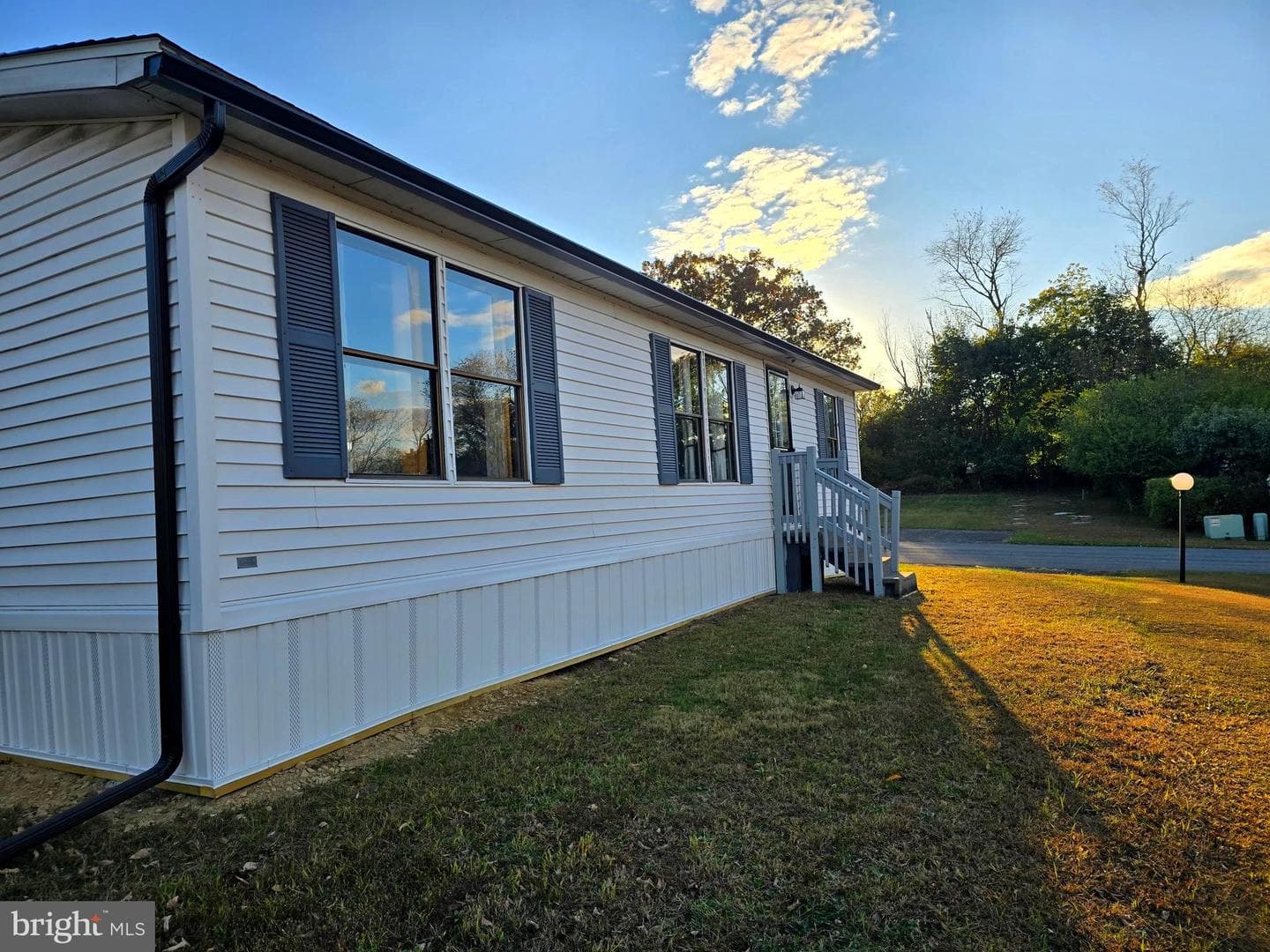 211 Merry Street photo 7
