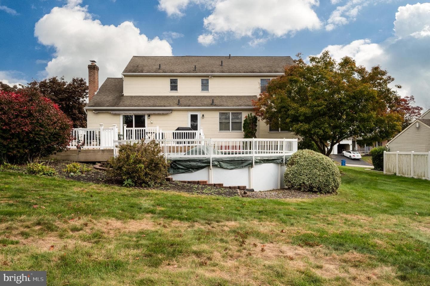 1052 Boeshore Circle photo 12