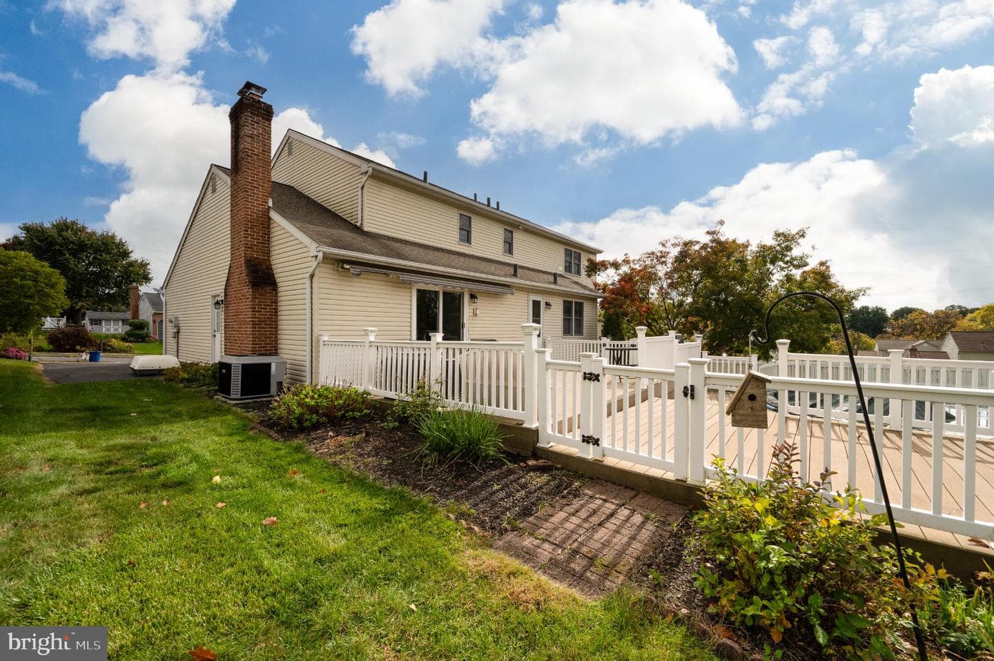 1052 Boeshore Circle photo 13