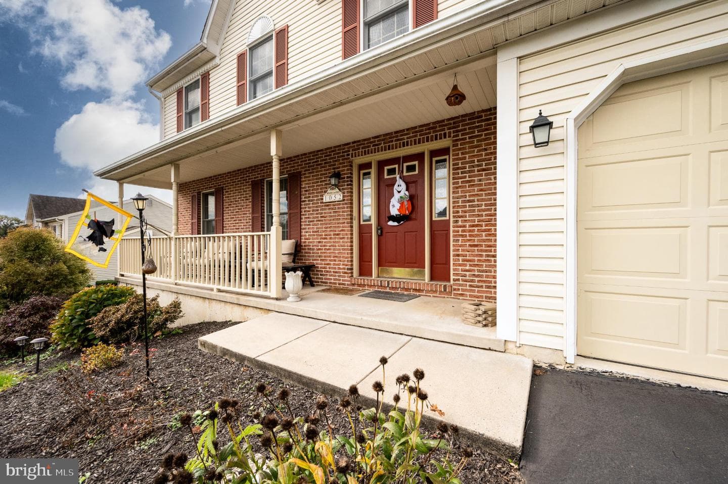 1052 Boeshore Circle photo 5