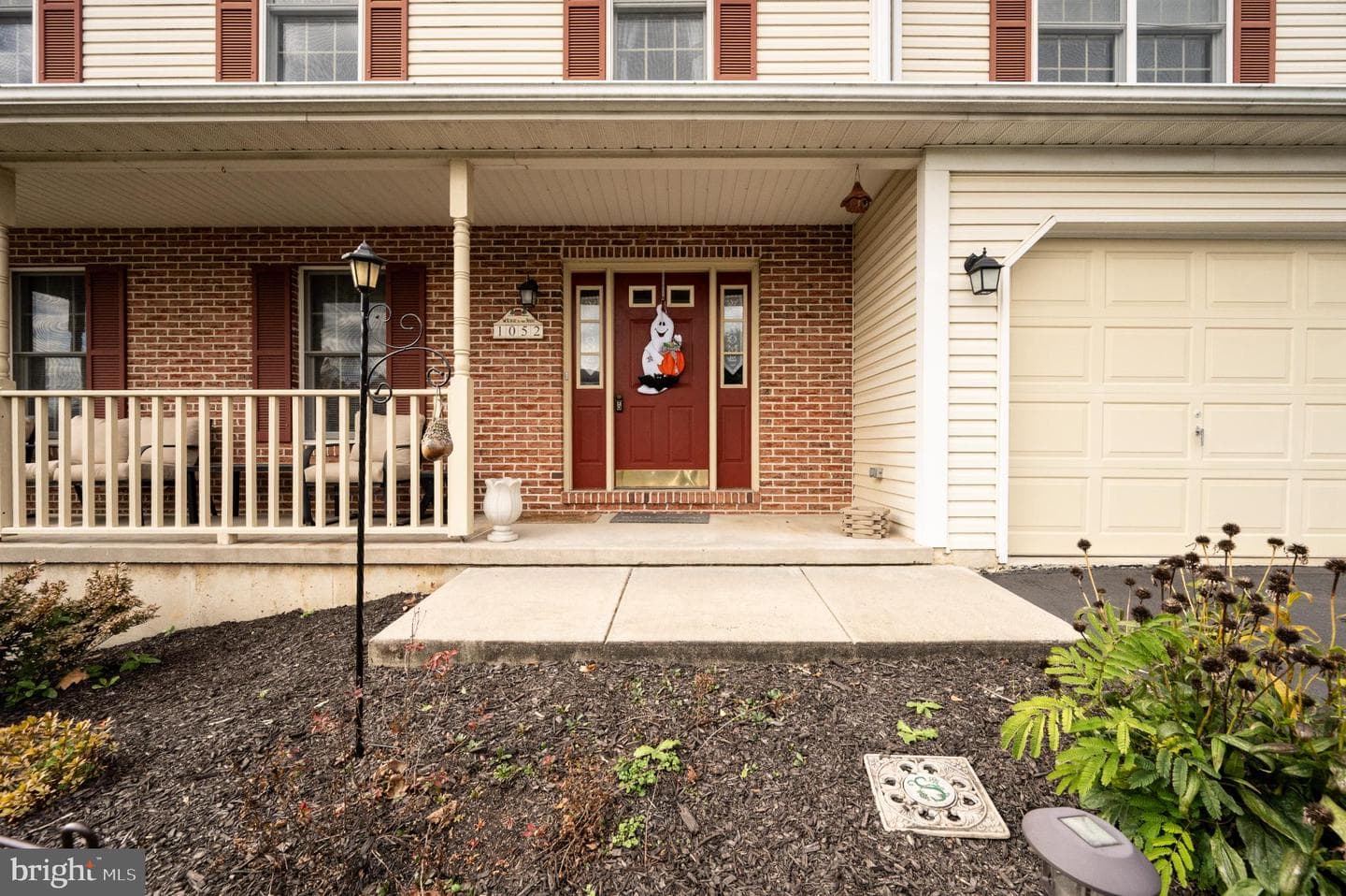 1052 Boeshore Circle photo 6
