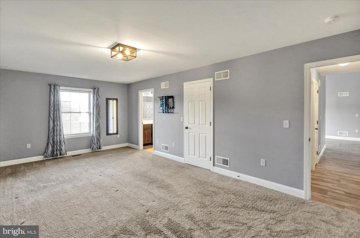 11 Clover Drive photo 13