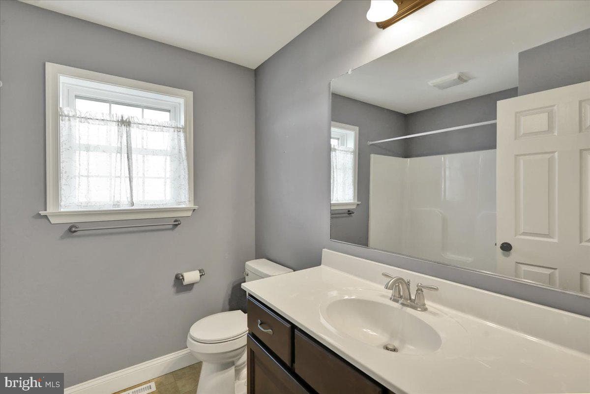 11 Clover Drive photo 20