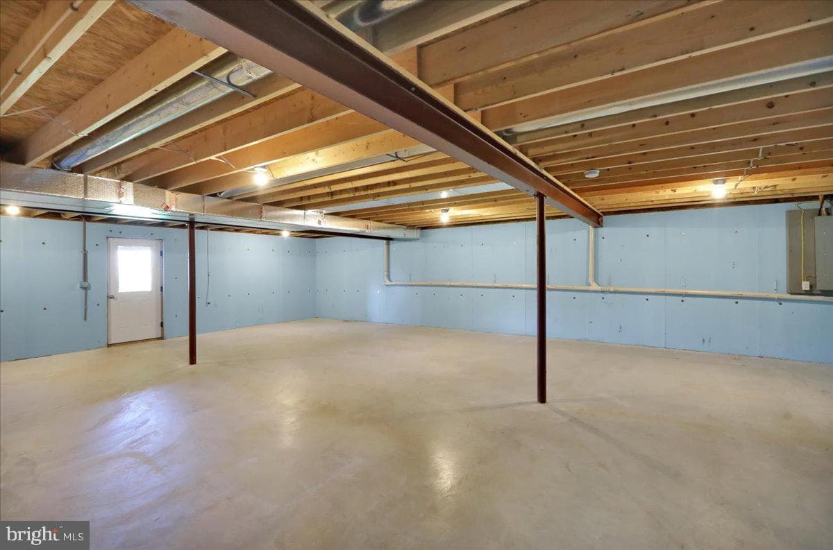 11 Clover Drive photo 24