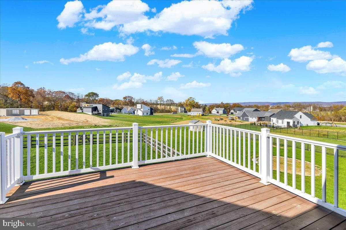 11 Clover Drive photo 26