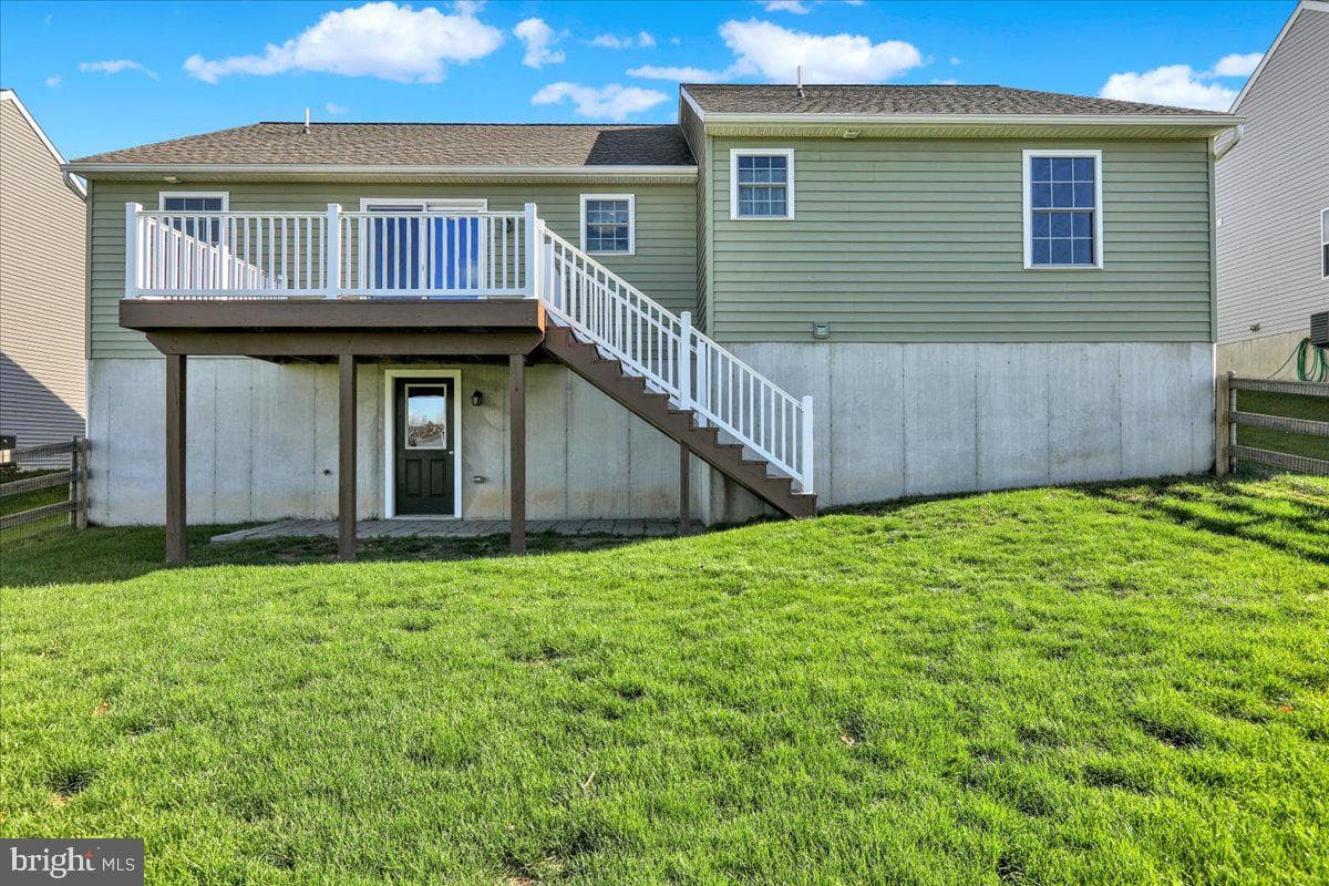11 Clover Drive photo 30