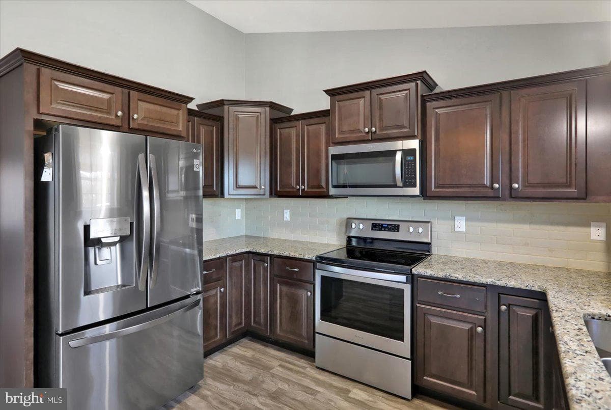11 Clover Drive photo 9