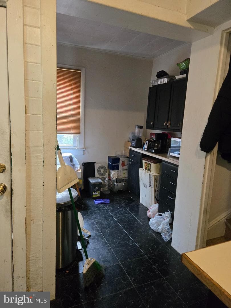 1238 Eckert Avenue photo 4
