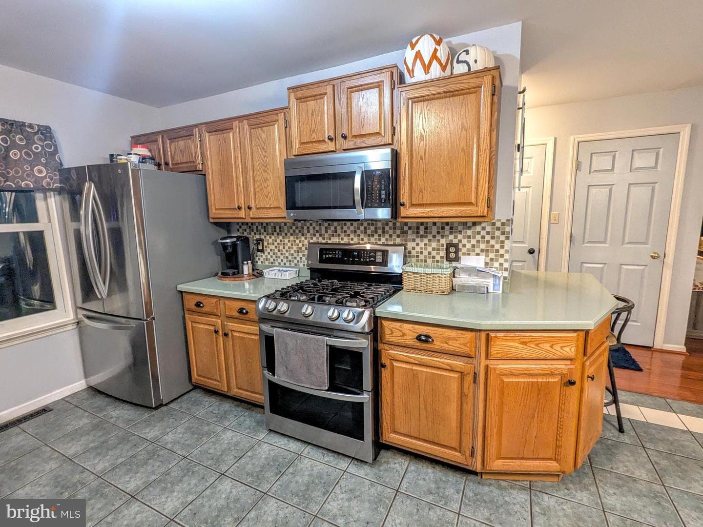 1033 Whitford Drive photo 11