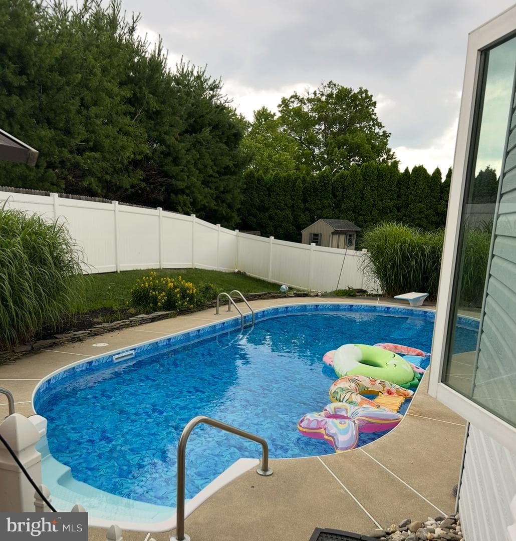 1033 Whitford Drive photo 24