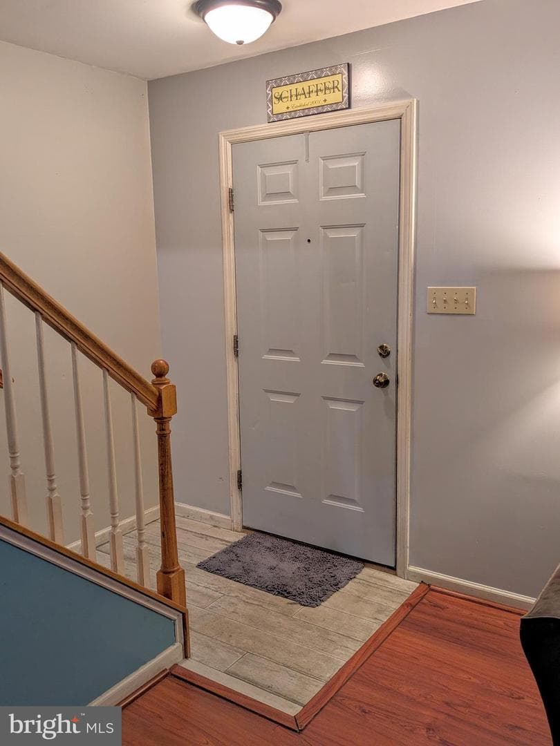 1033 Whitford Drive photo 5