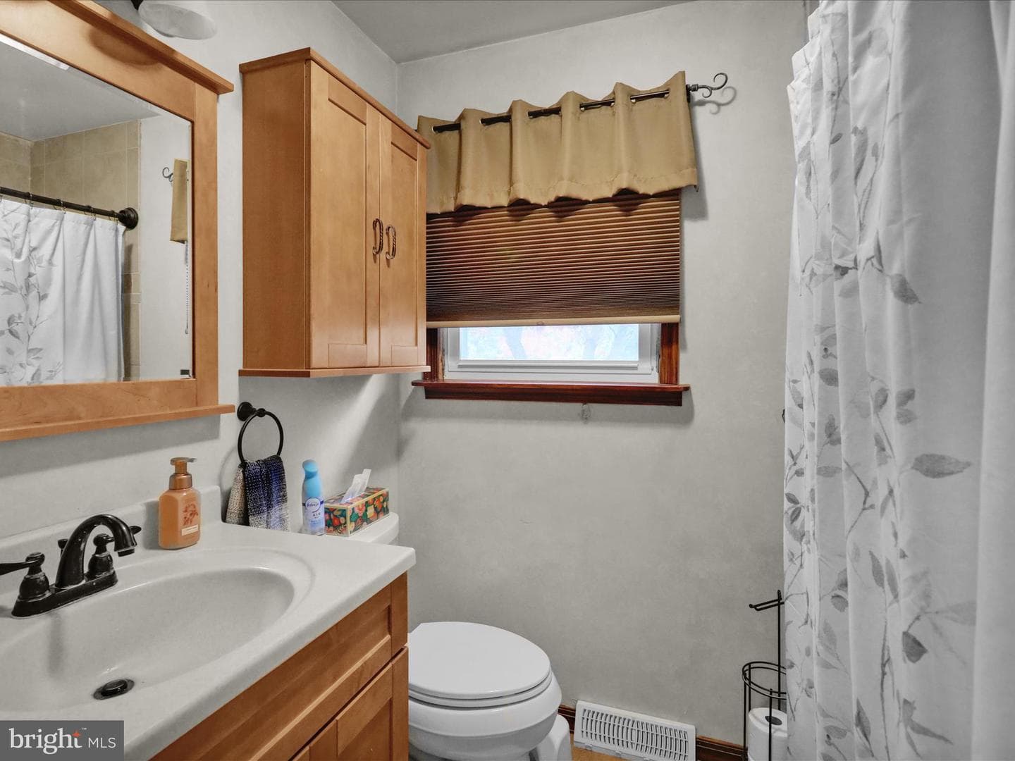 3810 Willow Grove Avenue photo 11