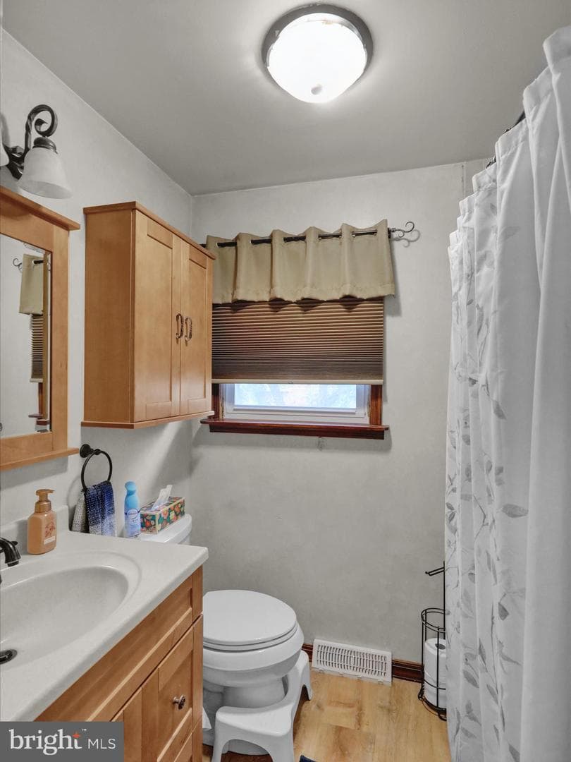 3810 Willow Grove Avenue photo 12