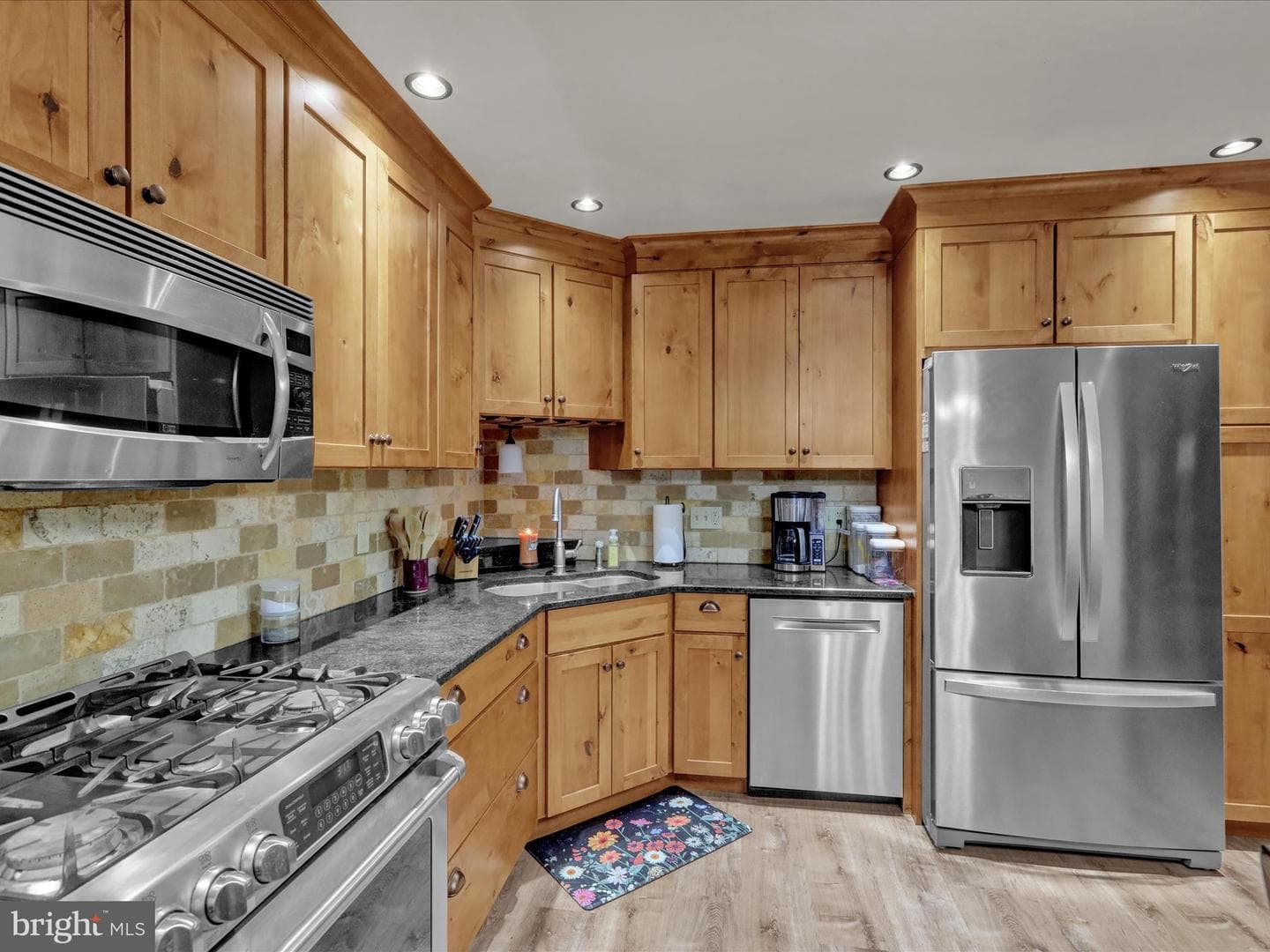 3810 Willow Grove Avenue photo 9