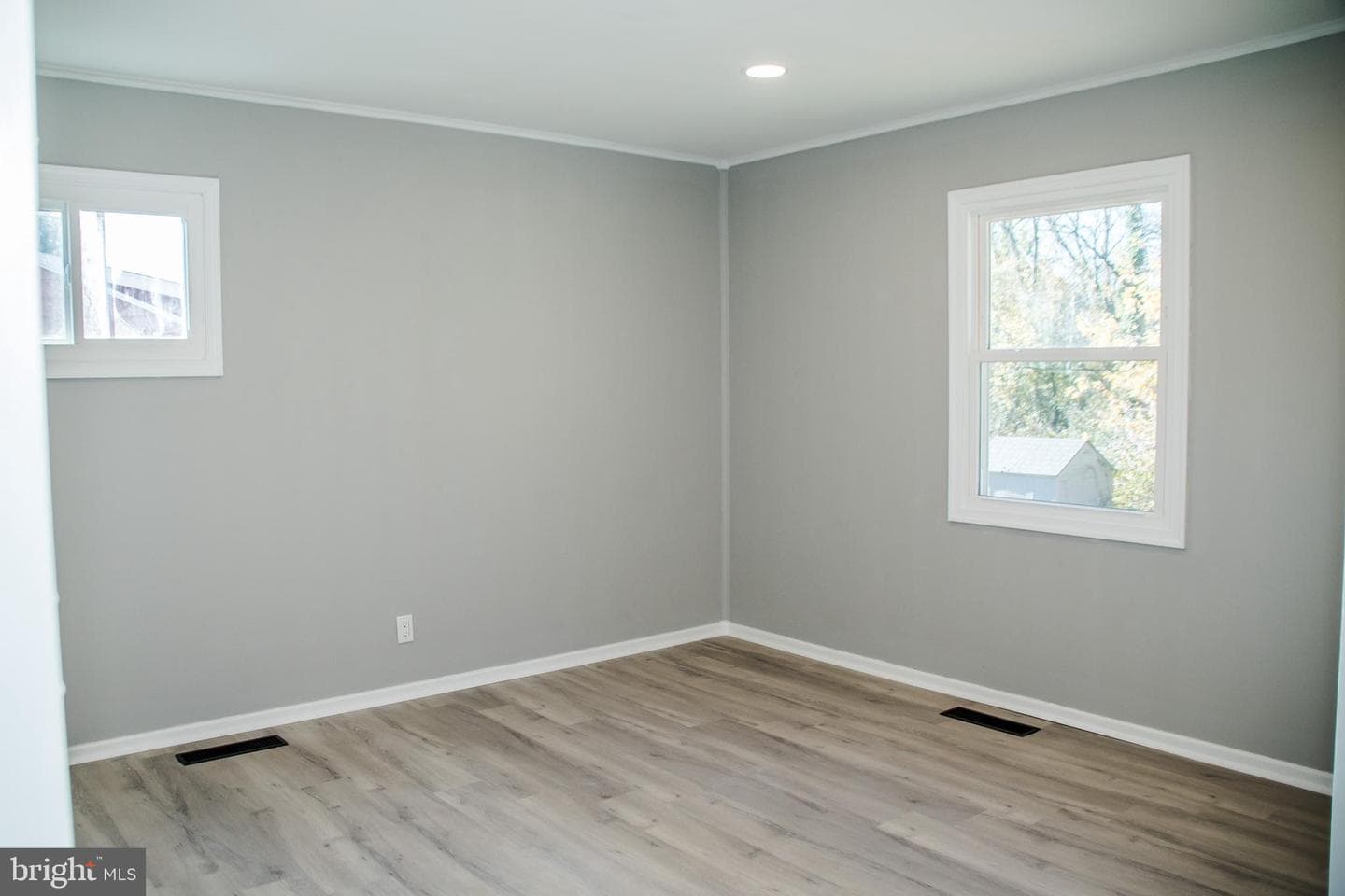 113 Wood Lane photo 14