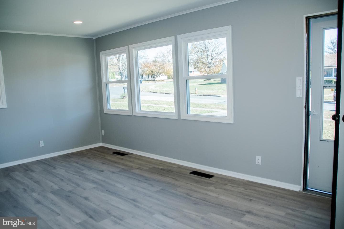 113 Wood Lane photo 4
