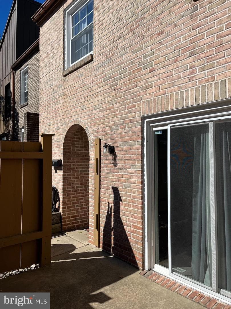 65 Wedge Lane photo 2