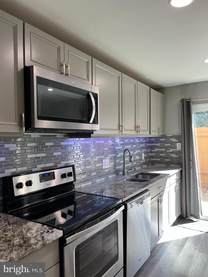 65 Wedge Lane photo 7