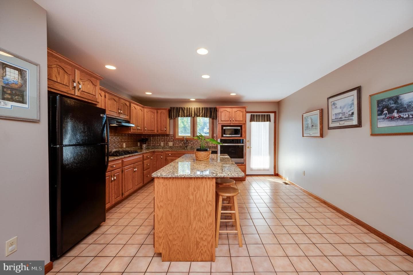1001 Mill Road photo 10