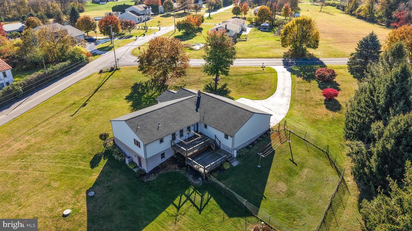 1001 Mill Road photo 45