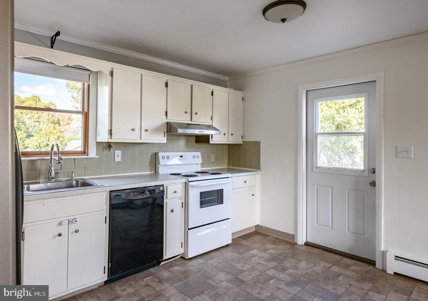 471 Highland Avenue photo 13