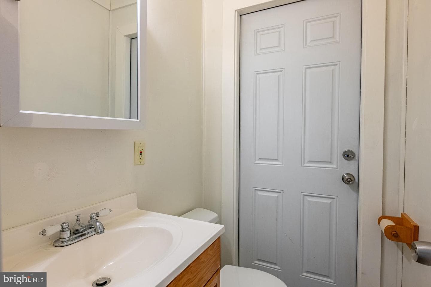 471 Highland Avenue photo 14