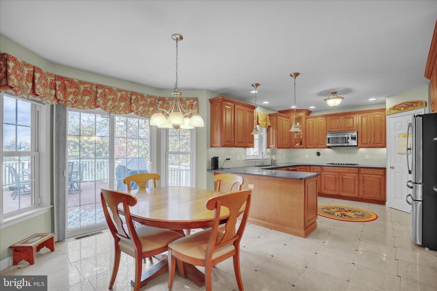35 Pacific Avenue photo 16