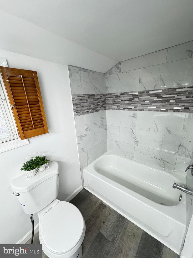111 W 33rd Street photo 20