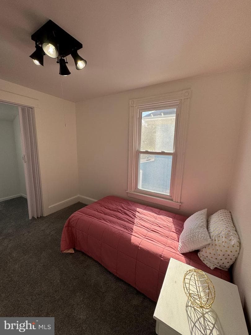 111 W 33rd Street photo 28