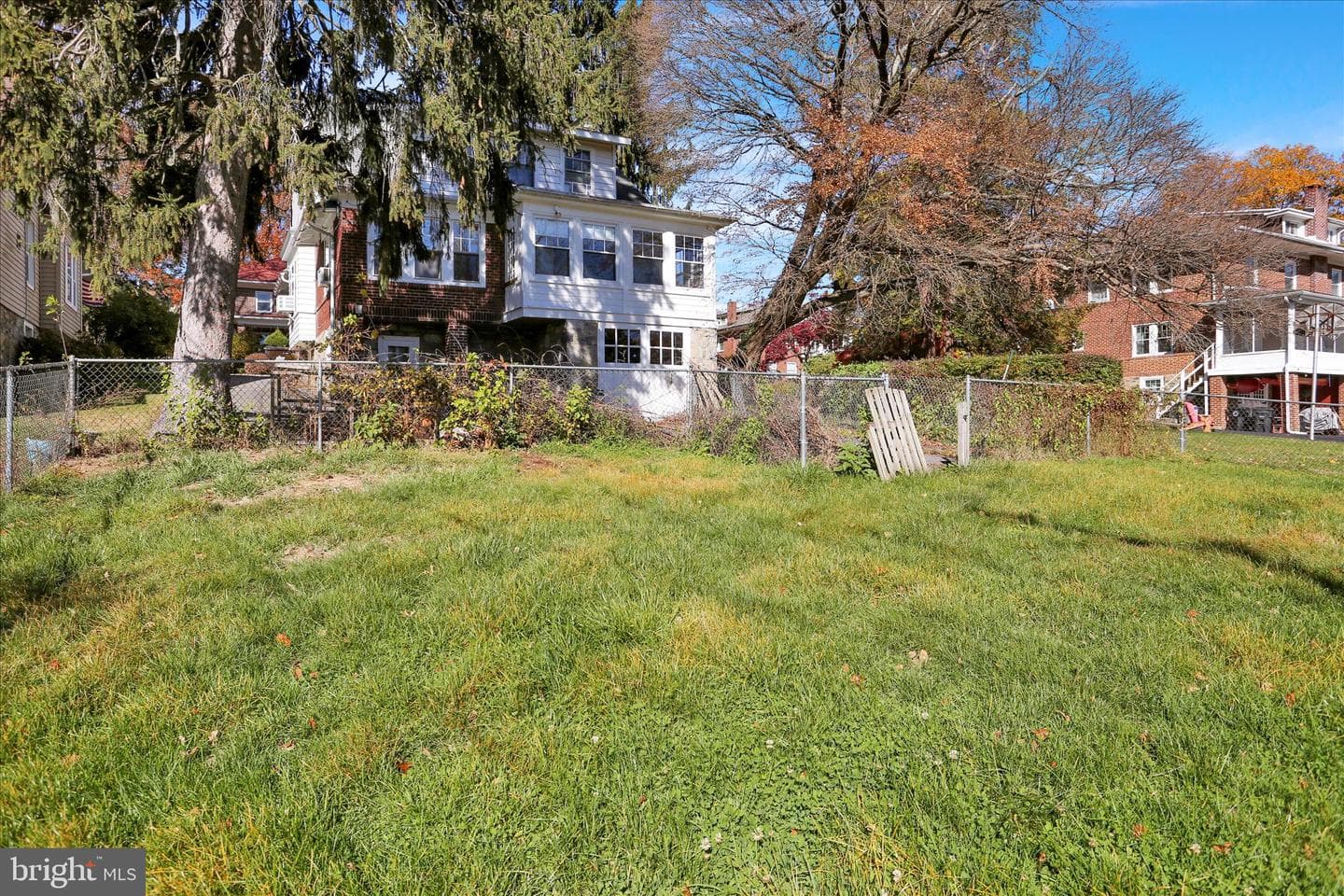 505 Brighton Avenue photo 29