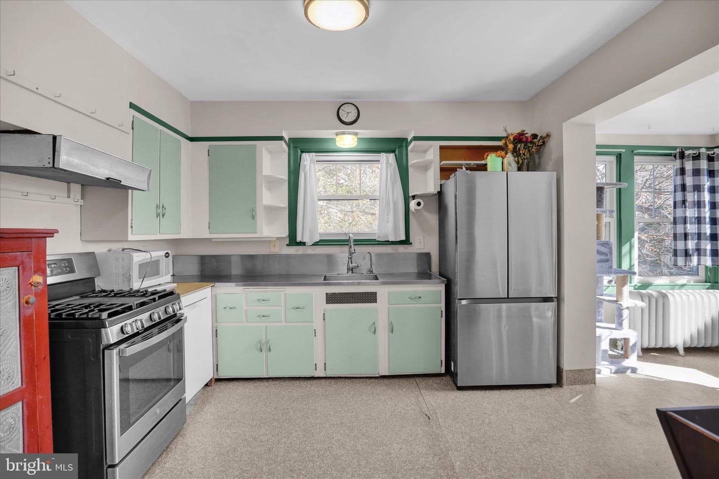 505 Brighton Avenue photo 3