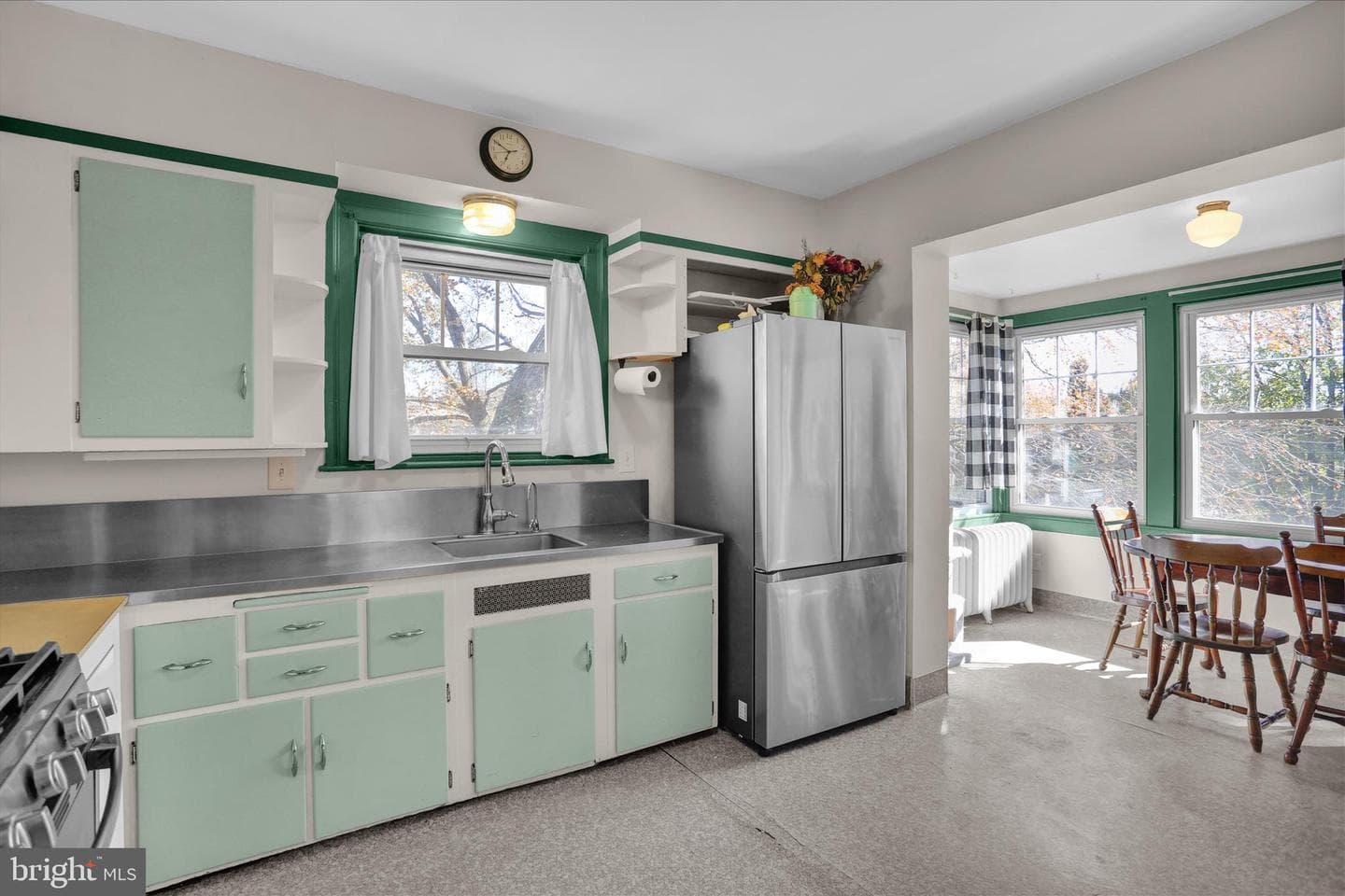 505 Brighton Avenue photo 4