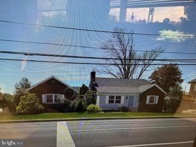 144 S Centre Avenue photo 2