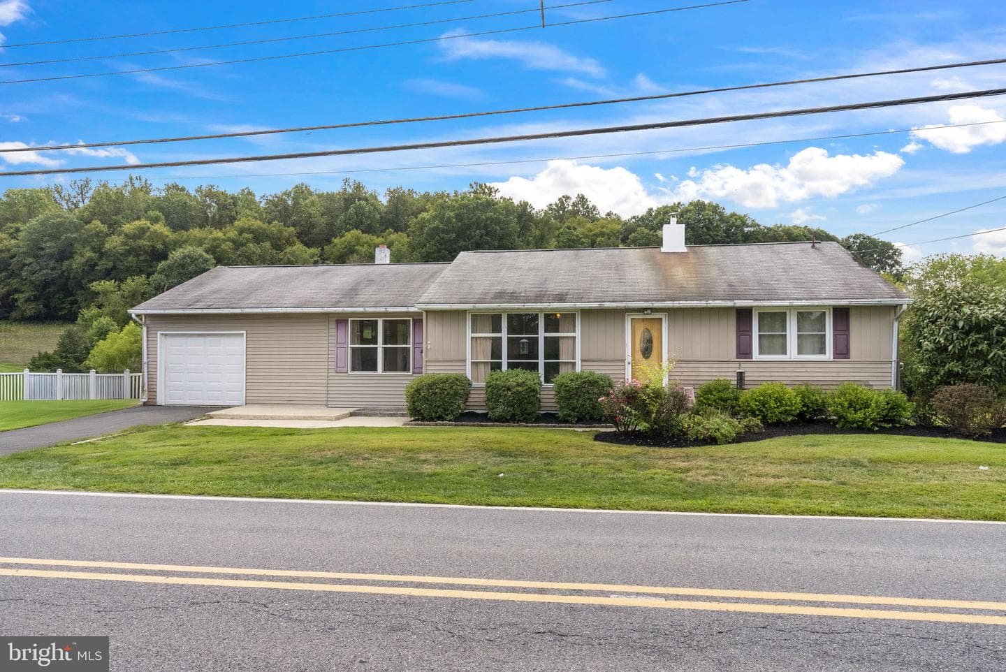 483 Gehman Road photo 2