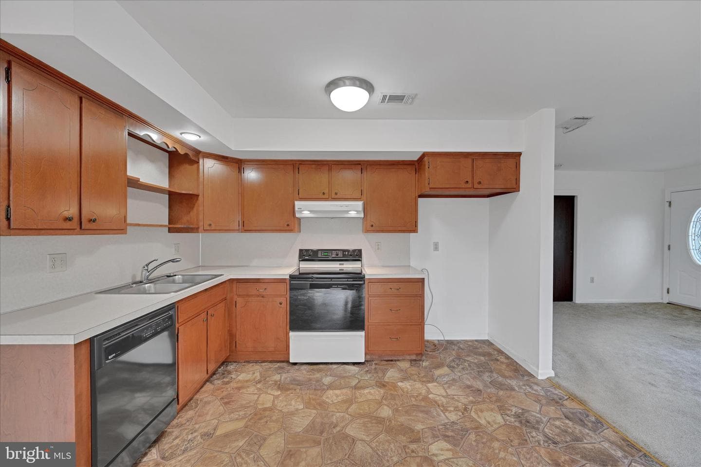 2525 McKinley Avenue photo 10