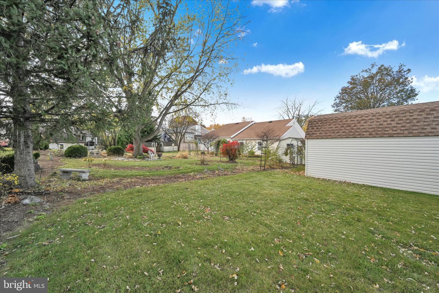 2525 McKinley Avenue photo 29