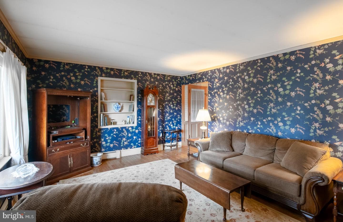 207 Laurel Avenue photo 4