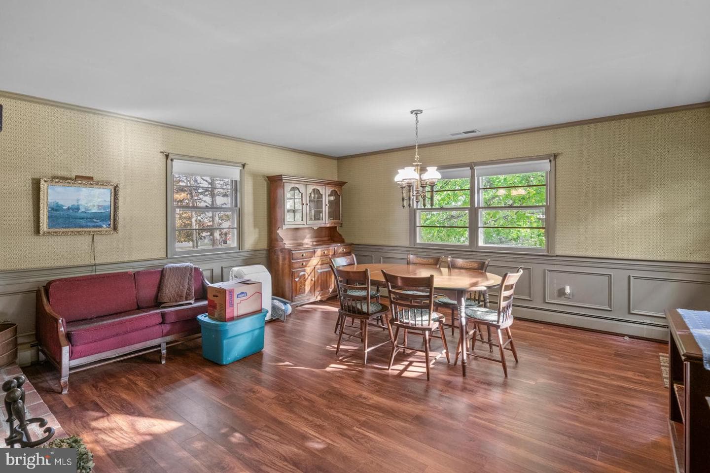 207 Laurel Avenue photo 9